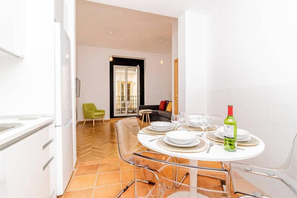 Bello Apartamento En Centro De Madrid, C/Infantas 1-3 By Batuecas Екстериор снимка
